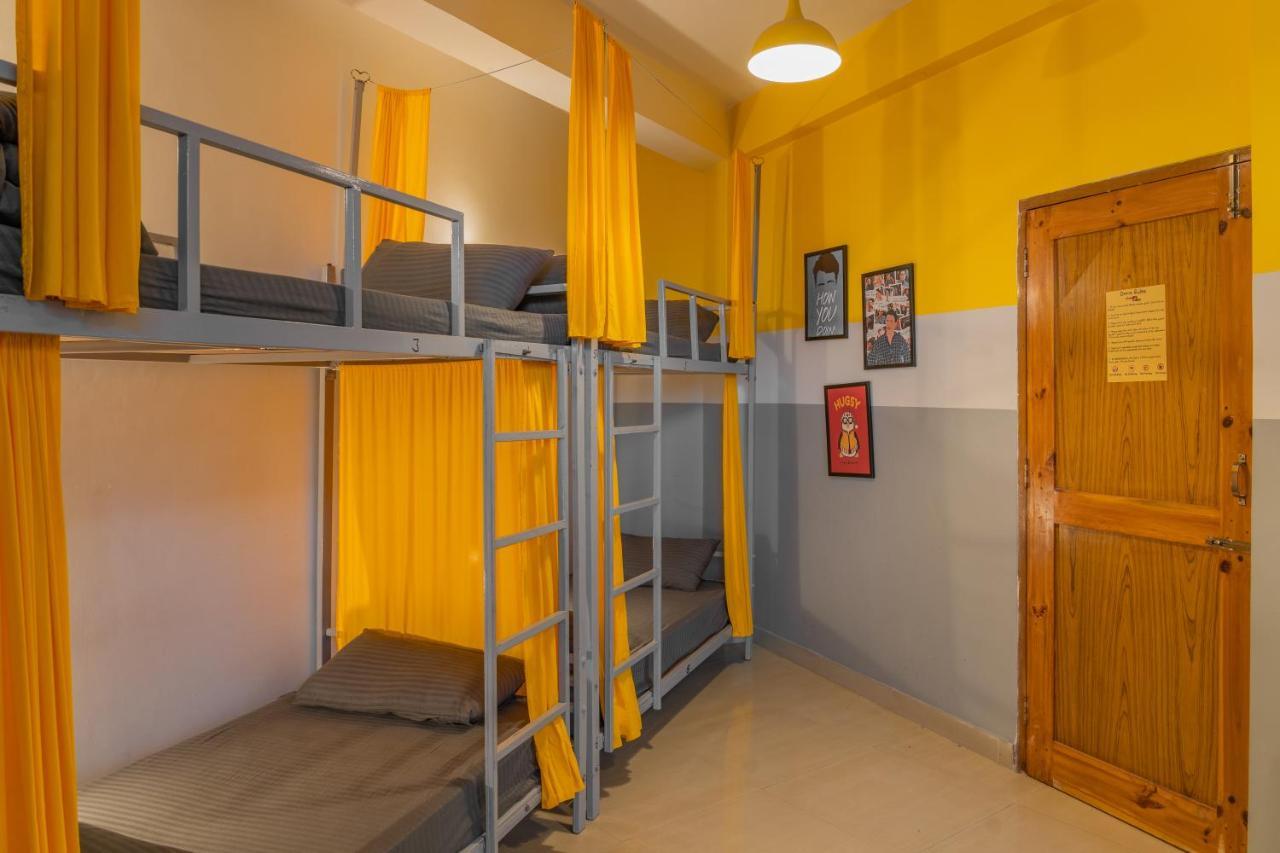 Whoopers Hostel Bir Dış mekan fotoğraf